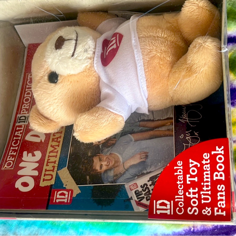 One Direction Collectable Soft Toy and Ultimate Fan book